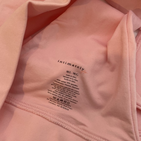 FREE PEOPLE NO SHOW PLUNGE BRALETTE EXTRA SMALL/SMALL BNWT - Picture 3 of 3